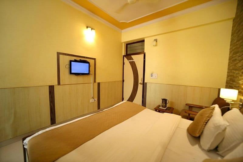 Hotel Golden Heritage Deluxe Dźajpur Zewnętrze zdjęcie