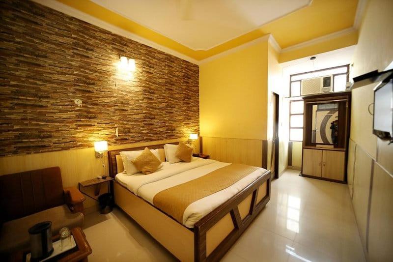 Hotel Golden Heritage Deluxe Dźajpur Zewnętrze zdjęcie