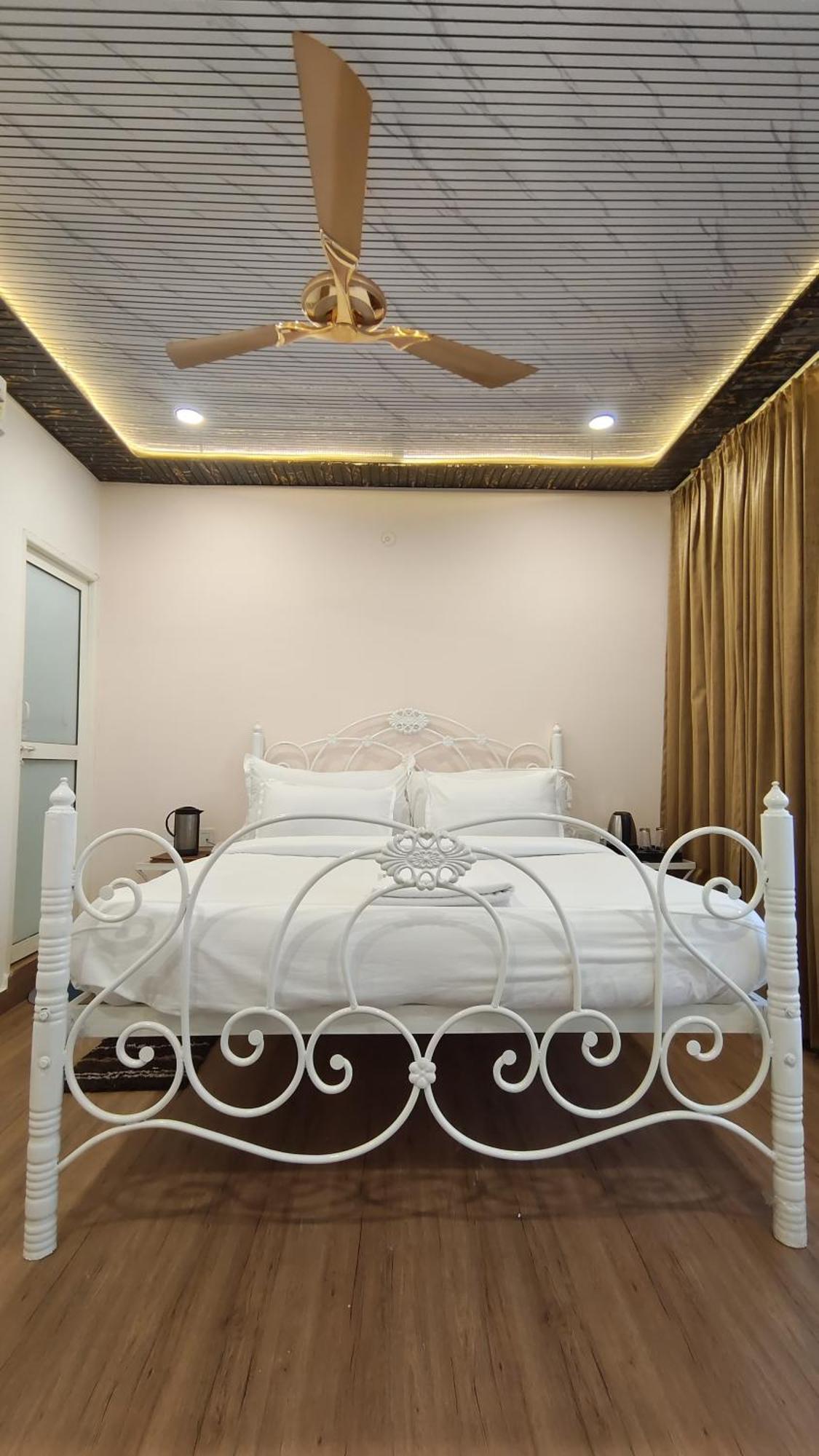 Hotel Golden Heritage Deluxe Dźajpur Zewnętrze zdjęcie
