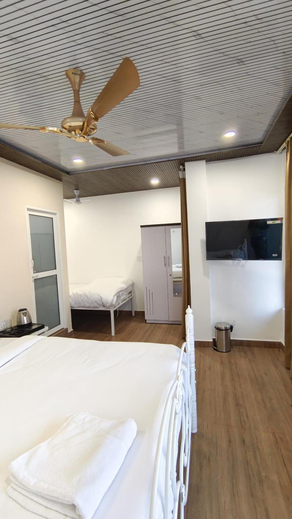 Hotel Golden Heritage Deluxe Dźajpur Zewnętrze zdjęcie
